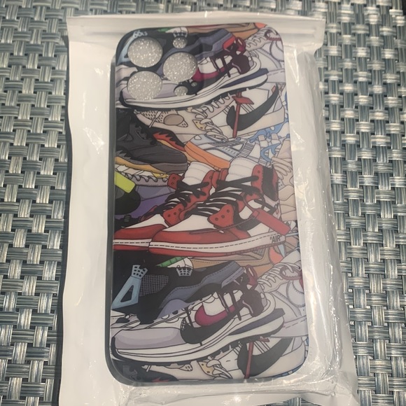 Luxury IPhone 13 Pro-max case (Brand new) - Picture 1 of 3